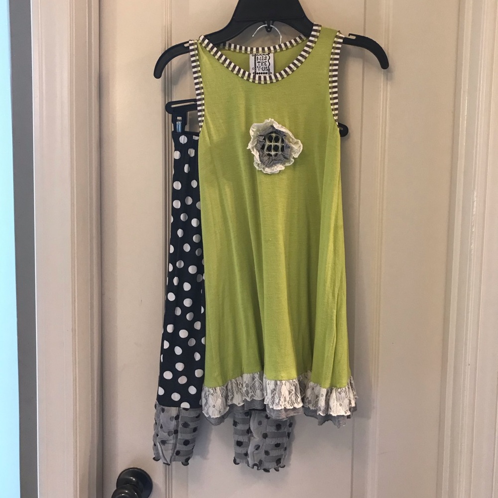 CUTE Boutique Girls Mis Tee V-Us 2PC Outfit 6/7